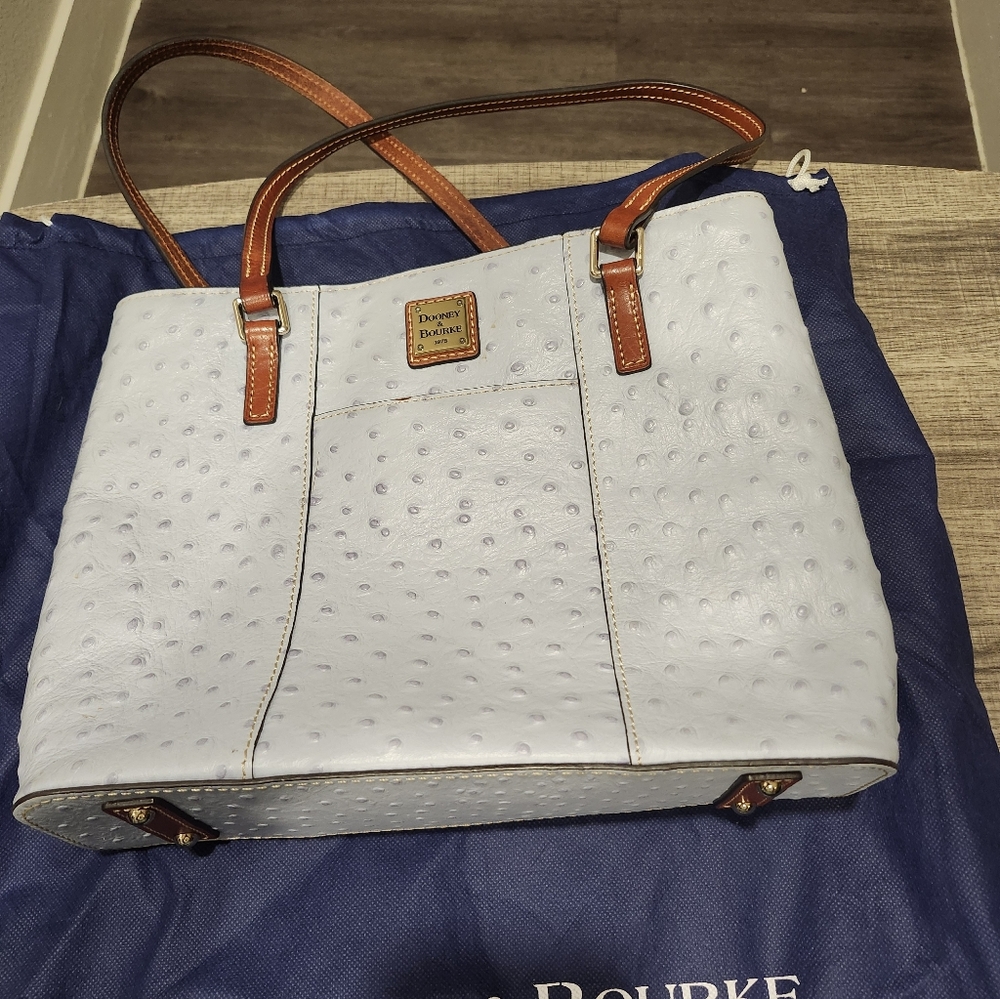 Dooney & Bourke “Small Lexington”  White Textured Leather Pre owned